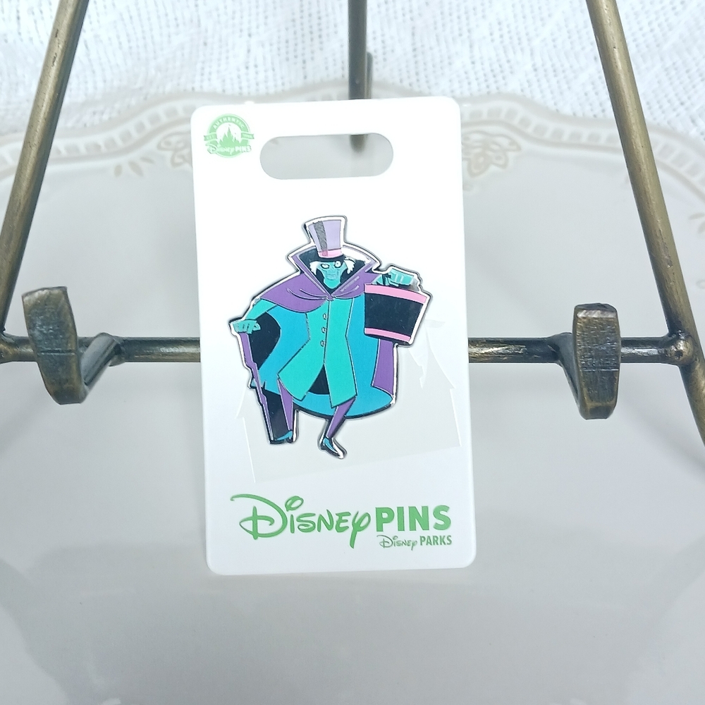 Disney Pins Disney Parks Authentic The Haunted Mansion Hatbox Ghost Pin